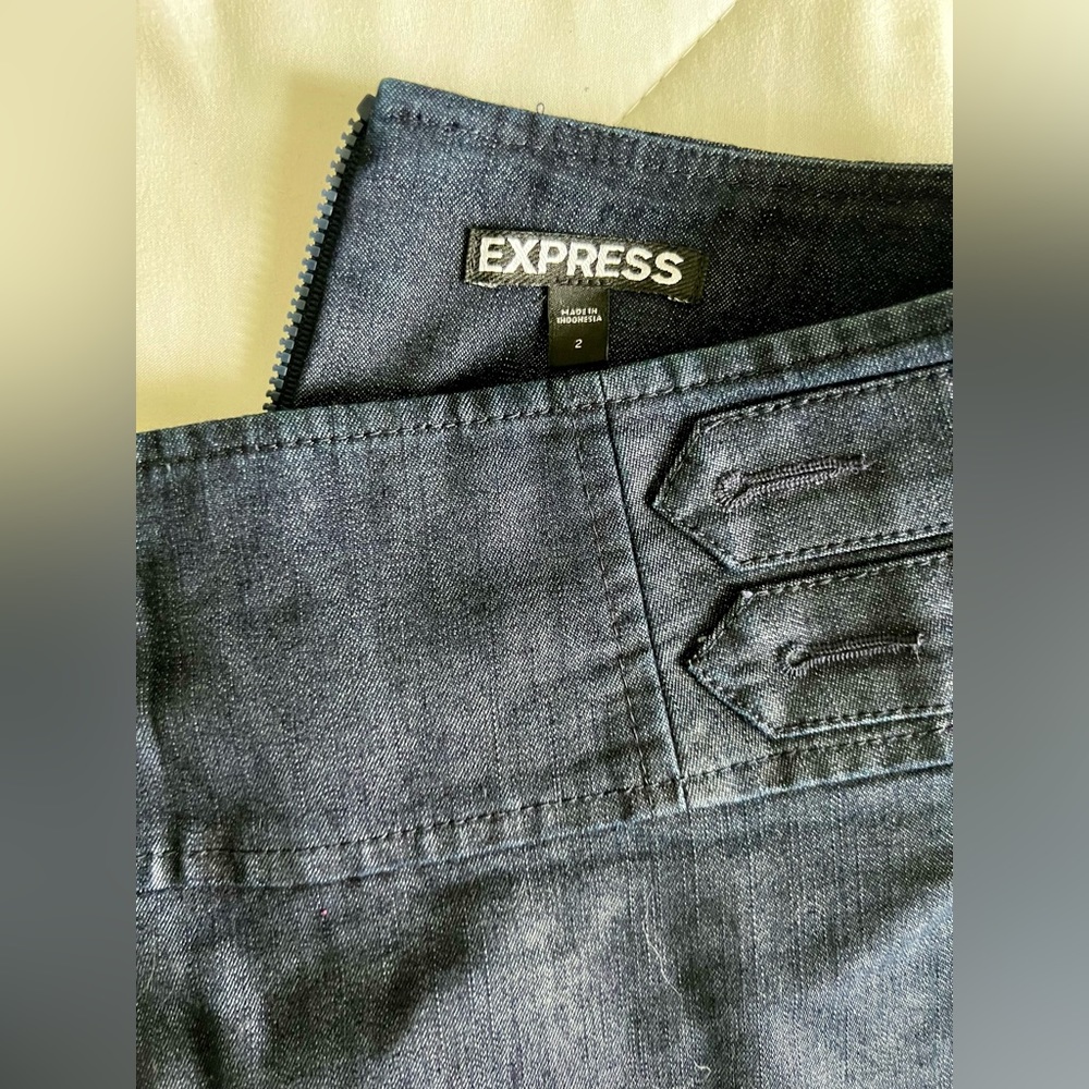 Skirt express for women size 2
